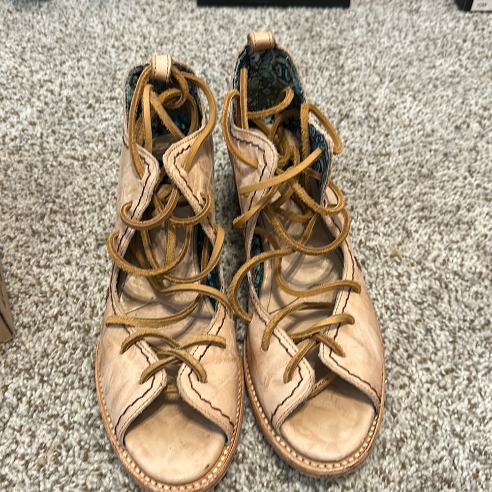 FreeBird Peace Natural in size 10W